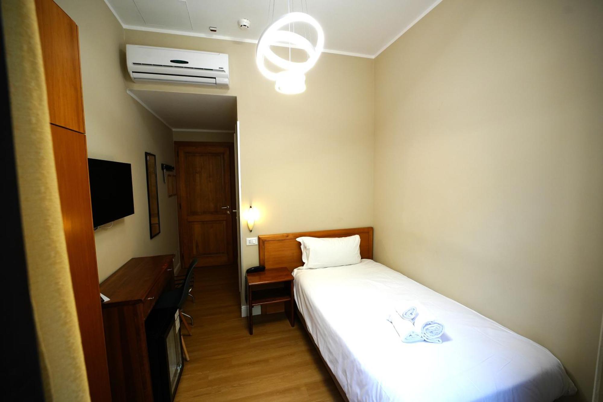 Hotel Montevecchio Турин Экстерьер фото