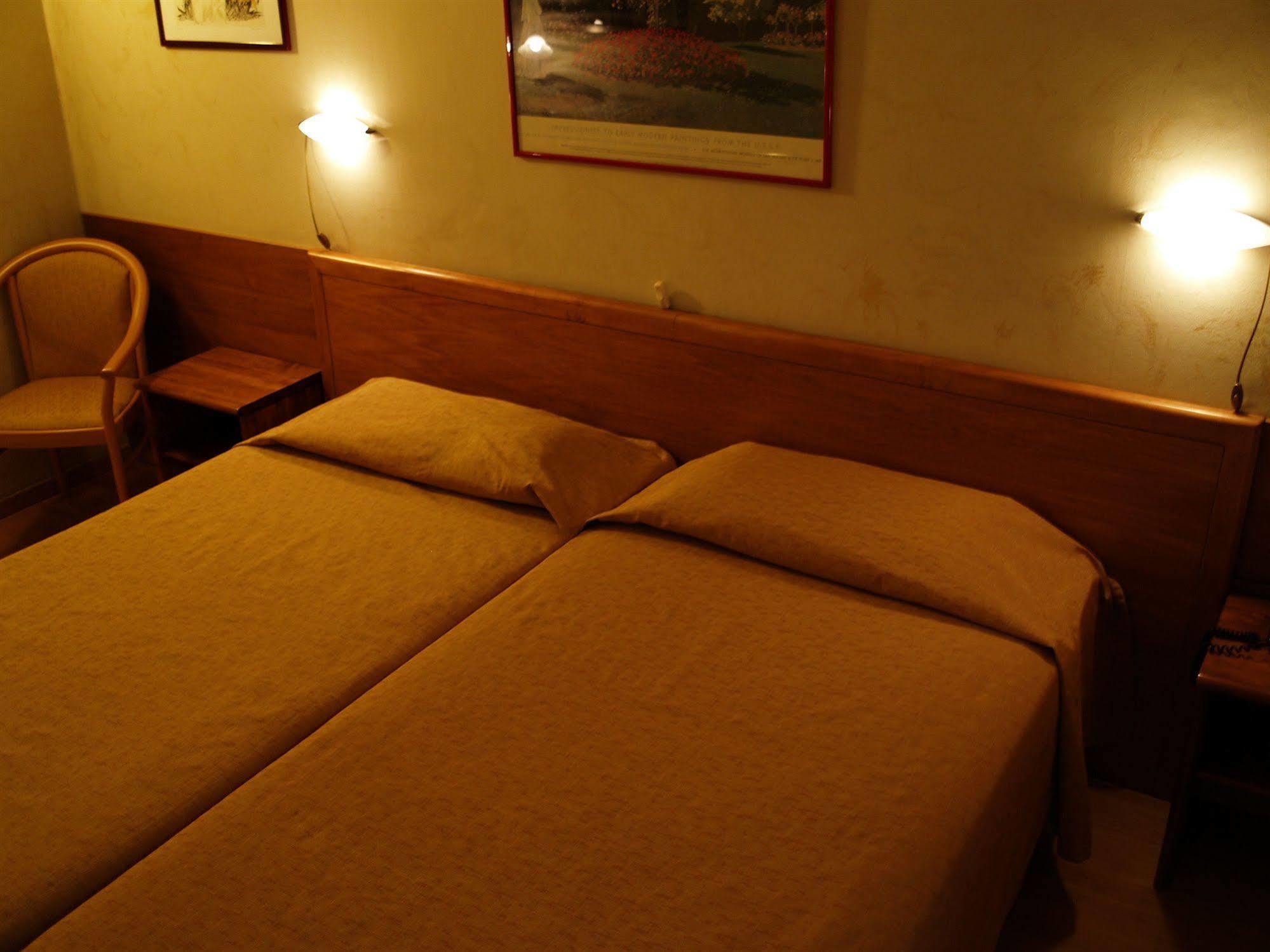 Hotel Montevecchio Турин Экстерьер фото