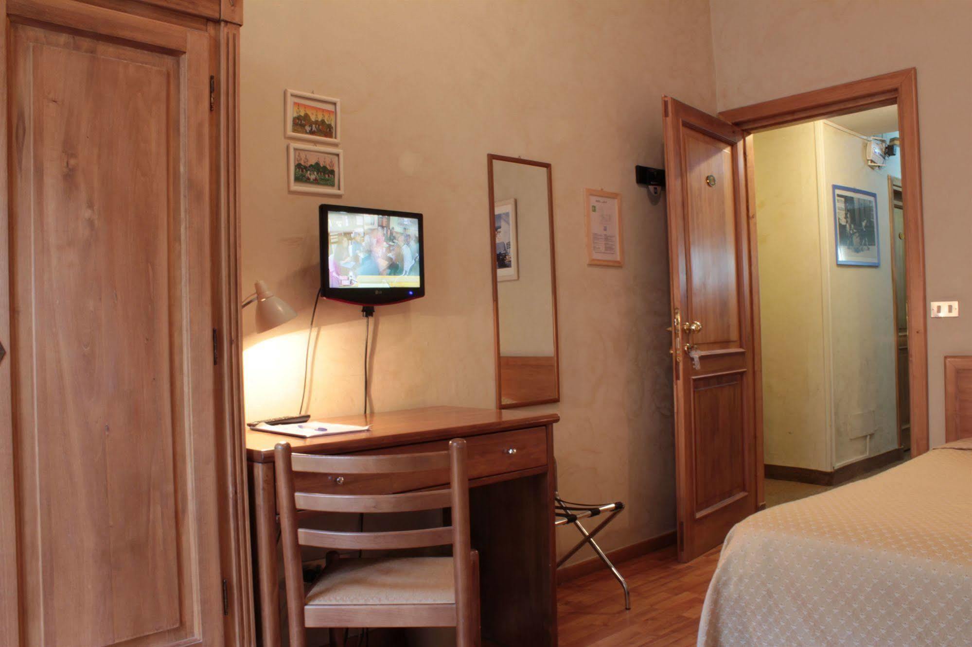 Hotel Montevecchio Турин Экстерьер фото